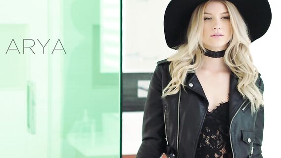 Девушка занялась сексом с бывшим парнем подруги