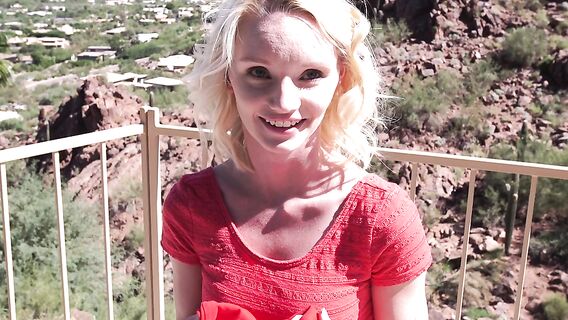 Мужик ебет очень худую молодую блондинку на лежаке