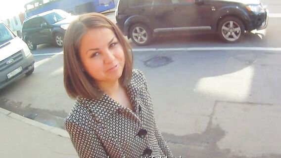 Русский пикапер трахает телку в солярии