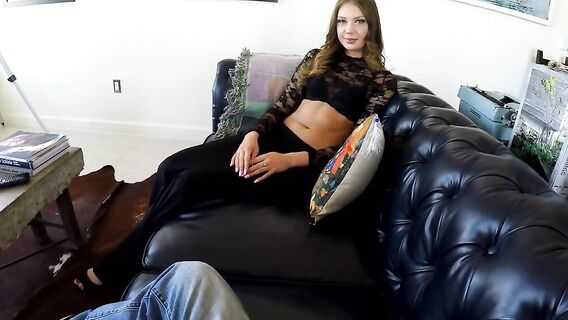 Секс от первого лица с высокой русской эскорт-моделью Еленой Кошкой