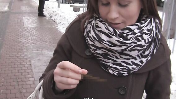 Хитрый агент обманом заманил русскую девушку на кастинг и трахнул