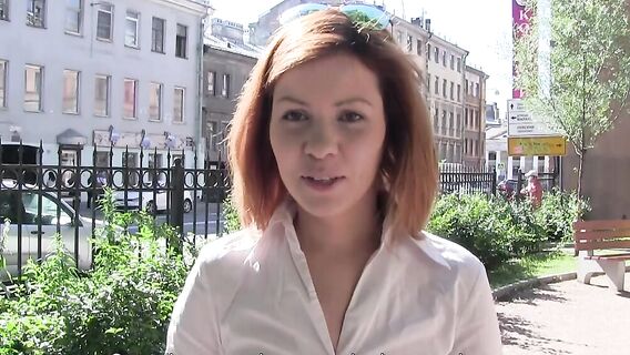 Русский агент пригласил рыжую девушку на кастинге и трахнул