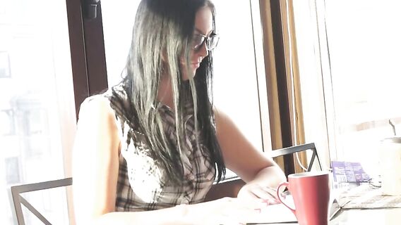 Секс после знакомства в кафе