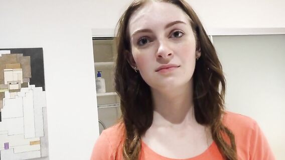 Сводный брат поймал сестру за кражей драгоценностей мамы