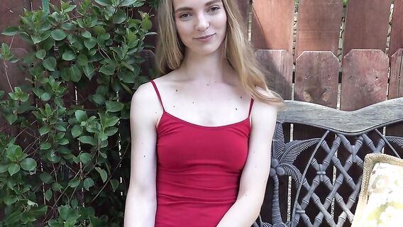 Трахнул новую сводную сестру и кончил в нее